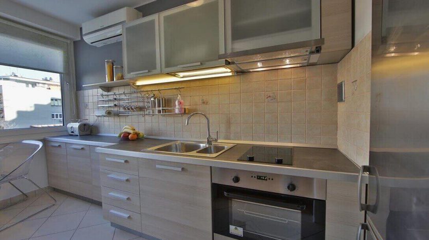 Apartment Octo Simina kitchen